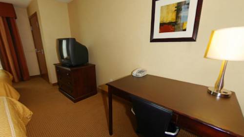 Imagen de la habitación del Hotel Comfort Suites Fairview Heights. Foto 7