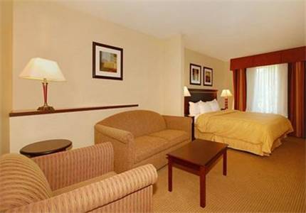 Imagen de la habitación del Hotel Comfort Suites Fairview Heights. Foto 12