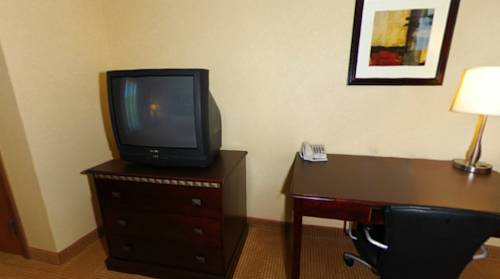 Imagen de la habitación del Hotel Comfort Suites Fairview Heights. Foto 14
