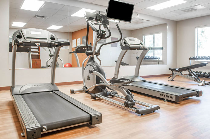 Imagen de los interiores del Hotel Comfort Suites Farmington. Foto 11