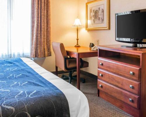 Imagen de la habitación del Hotel Comfort Suites Findlay I-75. Foto 4