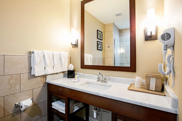 Imagen de la habitación del Hotel Comfort Suites Fishkill near Interstate 84. Foto 7