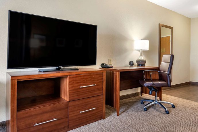 Imagen de la habitación del Hotel Comfort Suites Flowood - Jackson Airport. Foto 14