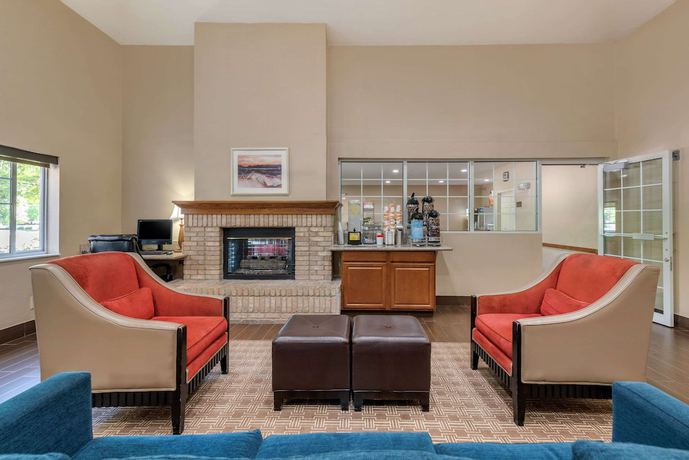 Imagen de los interiores del Hotel Comfort Suites Fort Collins Near University. Foto 18