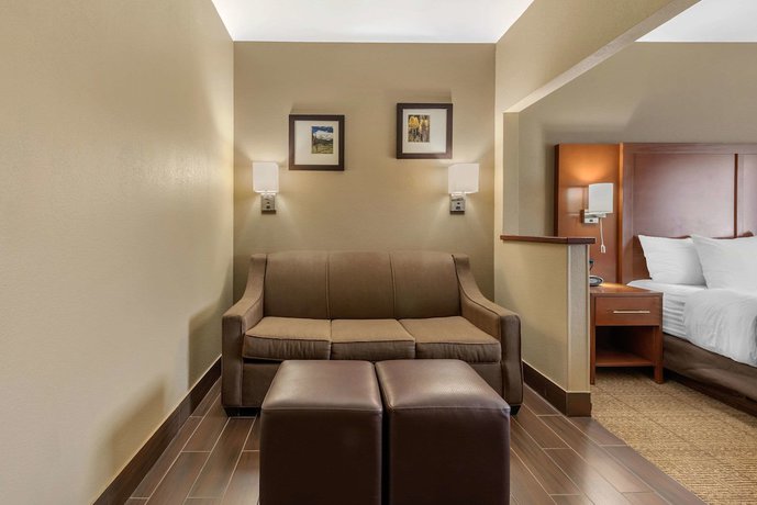 Imagen de la habitación del Hotel Comfort Suites Fort Collins Near University. Foto 7