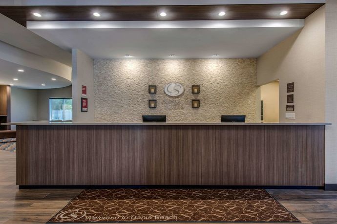 Imagen de los interiores del Hotel Comfort Suites Fort Lauderdale Airport and Cruise Port. Foto 18