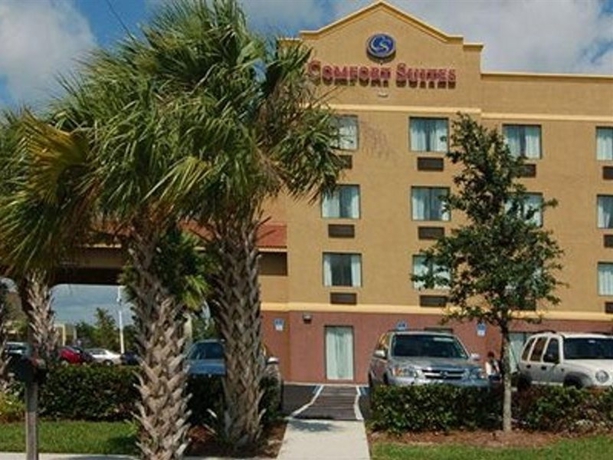 Imagen general del Hotel Comfort Suites Fort Pierce. Foto 9
