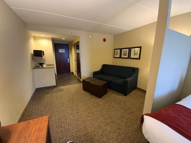 Imagen de la habitación del Hotel Comfort Suites Fredericksburg North. Foto 3