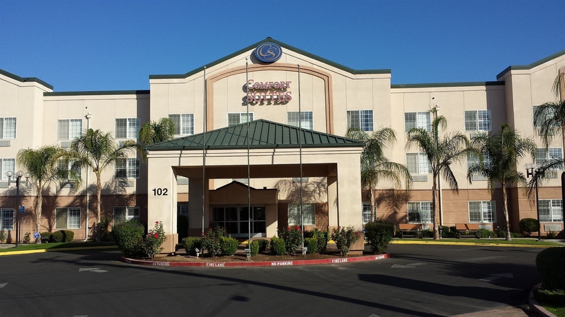 Imagen general del Hotel Comfort Suites Fresno River Park. Foto 2