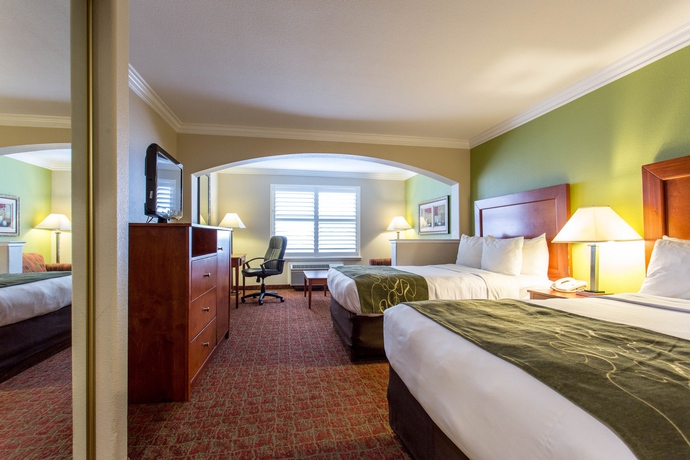 Imagen de la habitación del Hotel Comfort Suites Fresno River Park. Foto 12