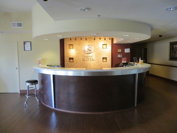 Imagen de los interiores del Hotel Comfort Suites Fresno River Park. Foto 16