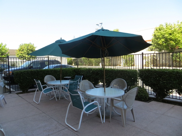Imagen general del Hotel Comfort Suites Fresno River Park. Foto 1