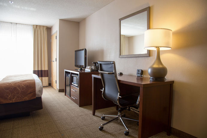Imagen de la habitación del Hotel Comfort Suites Fultondale I-65 Near I-22. Foto 6