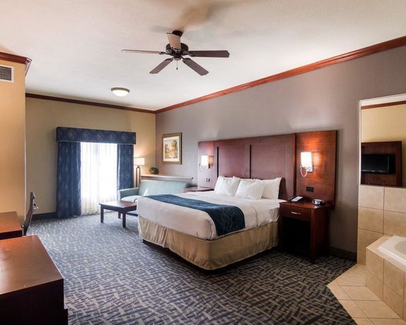 Imagen de la habitación del Hotel Comfort Suites Gainesville. Foto 2