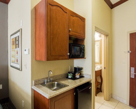 Imagen de la habitación del Hotel Comfort Suites Gainesville. Foto 10