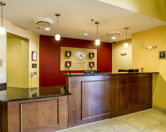 Imagen de los interiores del Hotel Comfort Suites Glendale - State Farm Stadium Area. Foto 7