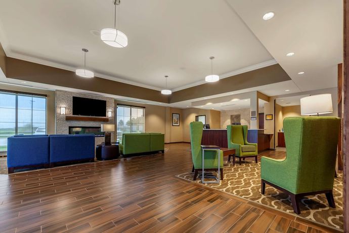 Imagen de los interiores del Hotel Comfort Suites, Grand Island. Foto 18