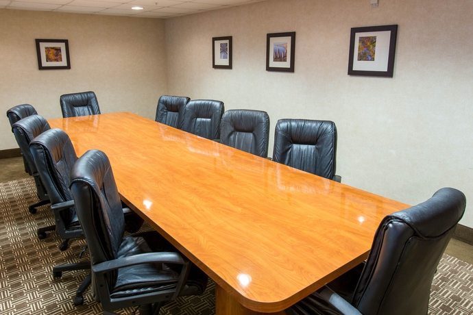 Imagen de los interiores del Hotel Comfort Suites Grand Rapids South. Foto 15