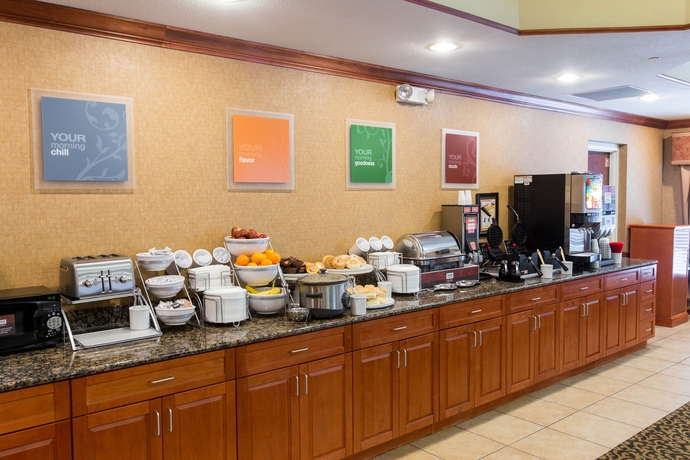 Imagen del bar/restaurante del Hotel Comfort Suites Grand Rapids South. Foto 2