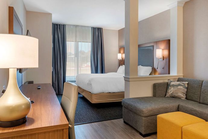 Imagen de la habitación del Hotel Comfort Suites Grandview - Kansas City. Foto 3