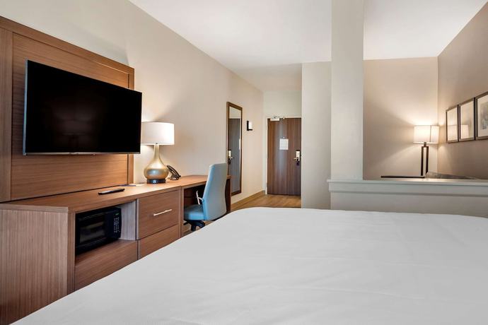 Imagen de la habitación del Hotel Comfort Suites Grandview - Kansas City. Foto 10