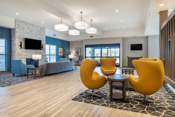 Imagen de los interiores del Hotel Comfort Suites Grandview - Kansas City. Foto 20