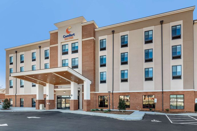 Imagen general del Hotel Comfort Suites Greensboro - High Point. Foto 1