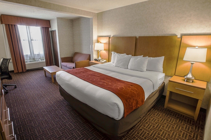 Imagen de los interiores del Hotel Comfort Suites Hanes Mall. Foto 13