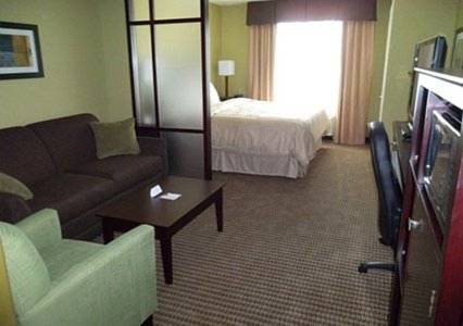 Imagen de la habitación del Hotel Comfort Suites Harvey - New Orleans West Bank. Foto 6