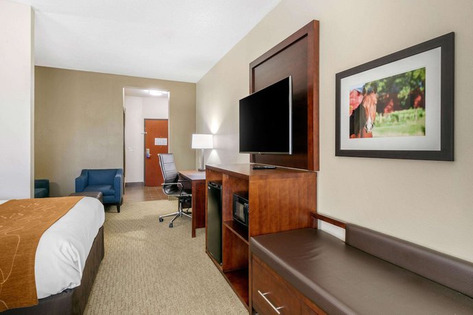 Imagen de la habitación del Hotel Comfort Suites Hopkinsville near Fort Campbell. Foto 7