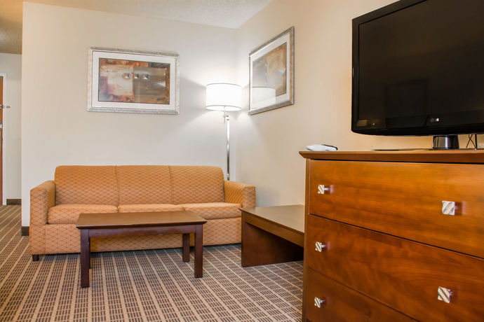 Imagen de los interiores del Hotel Comfort Suites Huntsville Midcity District At Research Park. Foto 12