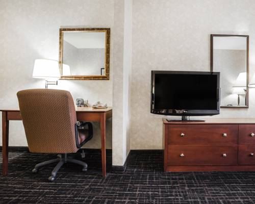 Imagen de la habitación del Hotel Comfort Suites Independence - Kansas City. Foto 5