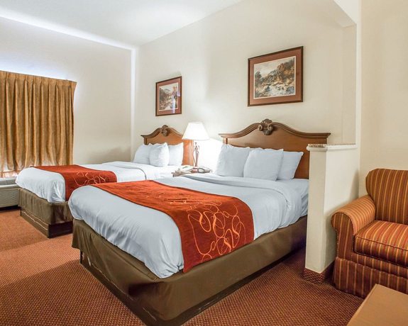 Imagen de la habitación del Hotel Comfort Suites Jefferson City. Foto 3