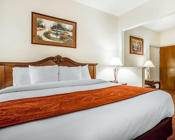 Imagen de la habitación del Hotel Comfort Suites Jefferson City. Foto 4