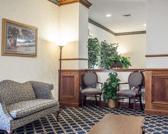 Imagen de los interiores del Hotel Comfort Suites Jefferson City. Foto 20