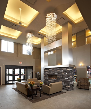 Imagen de los interiores del Hotel Comfort Suites Kelowna. Foto 18