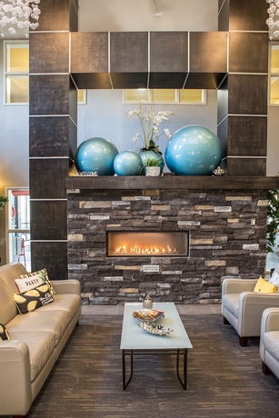 Imagen de los interiores del Hotel Comfort Suites Kelowna. Foto 19