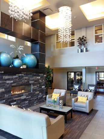 Imagen del bar/restaurante del Hotel Comfort Suites Kelowna. Foto 2