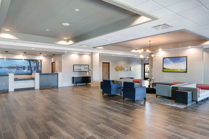 Imagen de los interiores del Hotel Comfort Suites Kennewick at Southridge. Foto 17