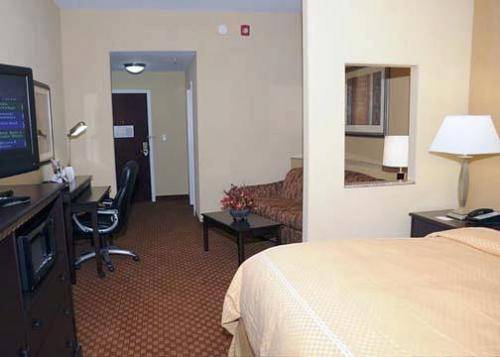 Imagen de la habitación del Hotel Comfort Suites Kings Bay Naval Base Area. Foto 2