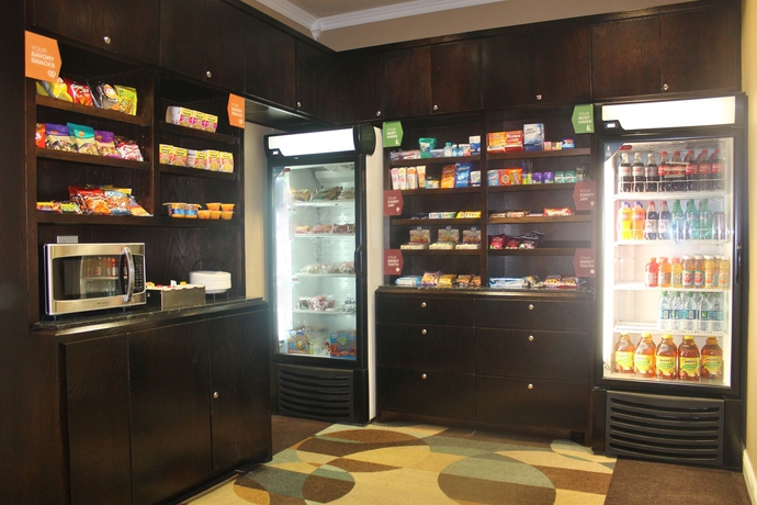 Imagen del bar/restaurante del Hotel Comfort Suites Kingwood Houston North. Foto 2