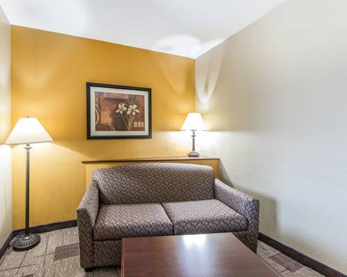 Imagen de la habitación del Hotel Comfort Suites Kodak Sevierville. Foto 4