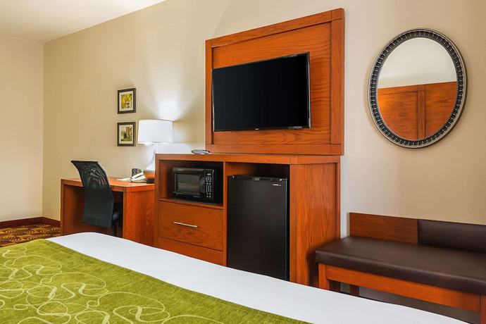 Imagen de la habitación del Hotel Comfort Suites Lake Charles. Foto 2