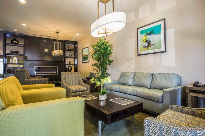 Imagen de los interiores del Hotel Comfort Suites Lake Norman - Huntersville. Foto 13