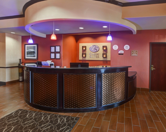 Imagen de los interiores del Hotel Comfort Suites Lake Worth. Foto 15