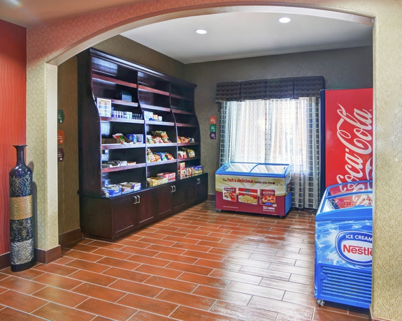 Imagen del bar/restaurante del Hotel Comfort Suites Lake Worth. Foto 4