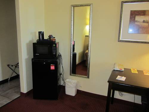 Imagen de la habitación del Hotel Comfort Suites Laredo. Foto 8