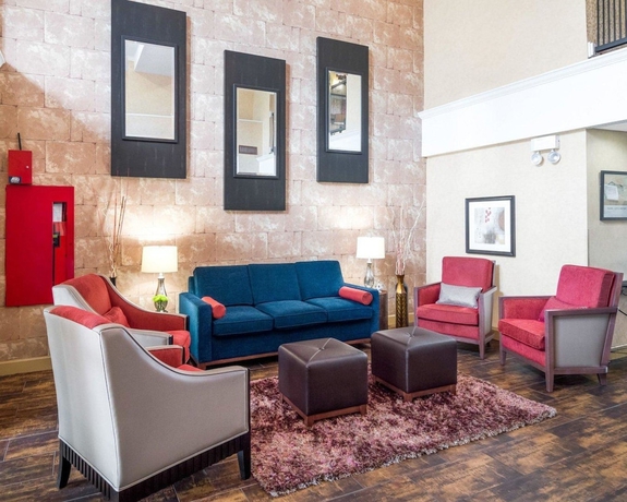 Imagen de los interiores del Hotel Comfort Suites Las Colinas Center. Foto 19
