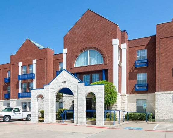Imagen general del Hotel Comfort Suites Las Colinas Center. Foto 5