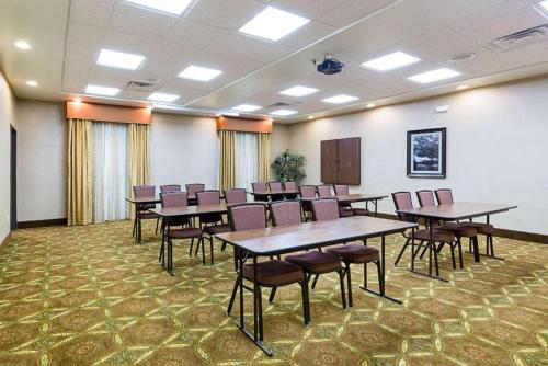 Imagen general del Hotel Comfort Suites, Leesville. Foto 19